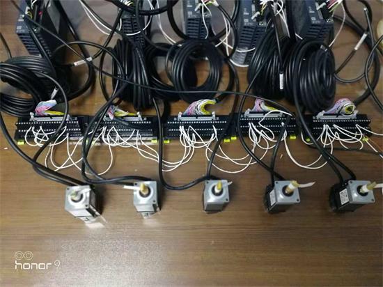 號(hào)外！號(hào)外_三菱定位新用法：FX5U內(nèi)置32軸總線(xiàn)定位！
